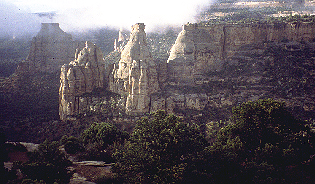 CNMmount.jpg (128370 bytes)